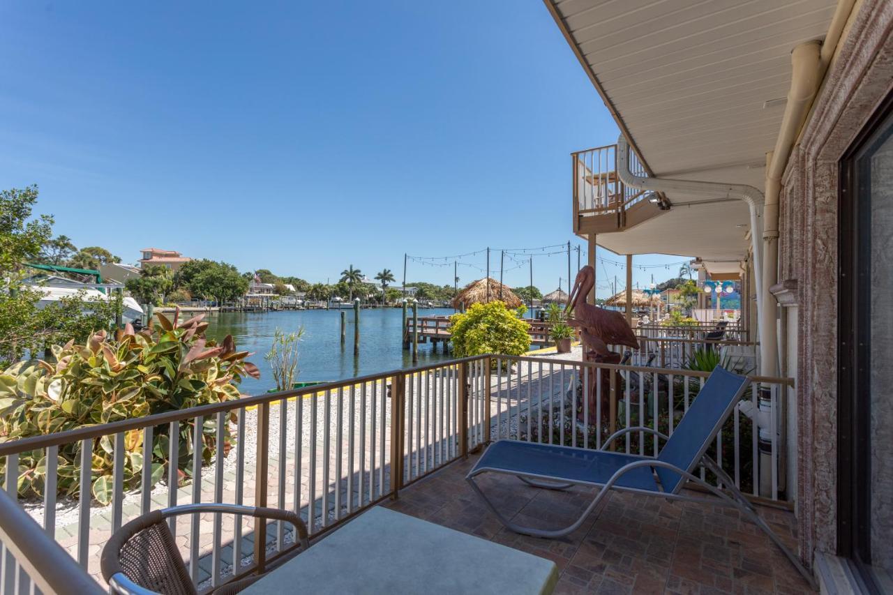 Bayview Plaza Waterfront Resort St. Pete Beach Pokoj fotografie