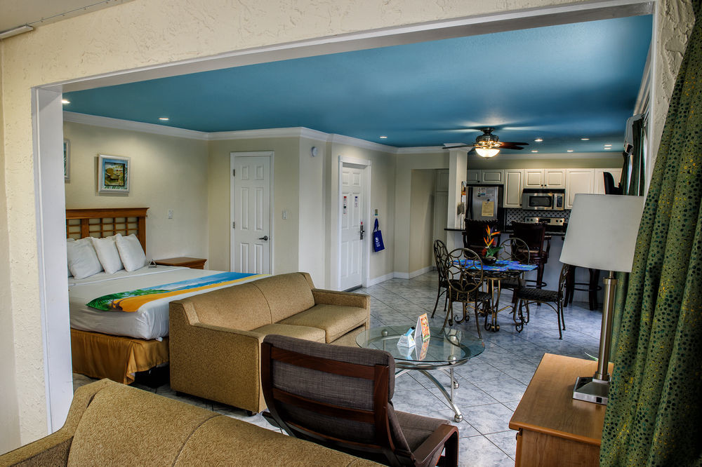 Bayview Plaza Waterfront Resort St. Pete Beach Exteriér fotografie